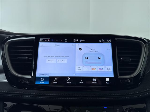 2026 Chrysler Pacifica Select AWD