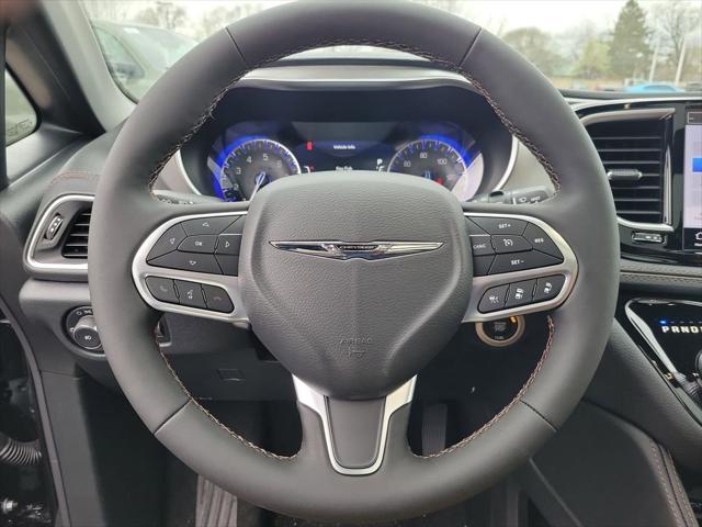 2026 Chrysler Pacifica Pinnacle AWD