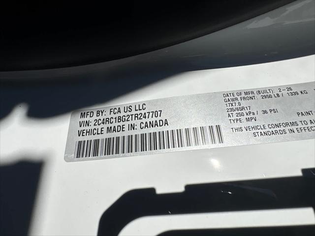 2026 Chrysler Pacifica Select