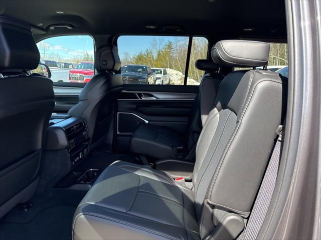 2026 Jeep Grand Wagoneer 4x4