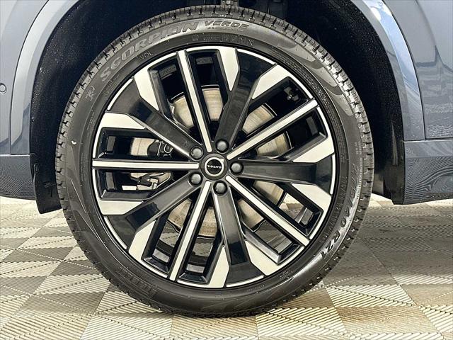 2026 Volvo XC90 Plug-In Hybrid Plus, T8 AWD, Electric/Gasoline, Bright, 7 Seats