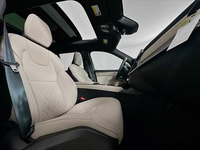 2026 Volvo XC90 Plug-In Hybrid Plus, T8 AWD, Electric/Gasoline, Bright, 7 Seats