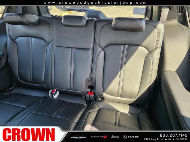 2026 Jeep Grand Wagoneer Summit Obsidian 4x4