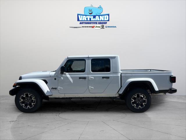 2026 Jeep Gladiator GLADIATOR SAHARA 4X4