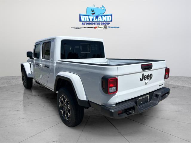 2026 Jeep Gladiator GLADIATOR SAHARA 4X4