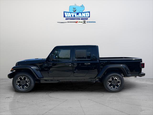 2026 Jeep Gladiator GLADIATOR SAHARA 4X4