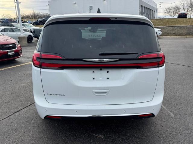 2026 Chrysler Pacifica PACIFICA SELECT