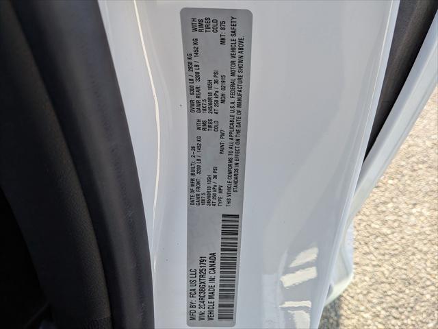2026 Chrysler Pacifica Select AWD
