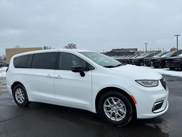 2026 Chrysler Pacifica PACIFICA SELECT
