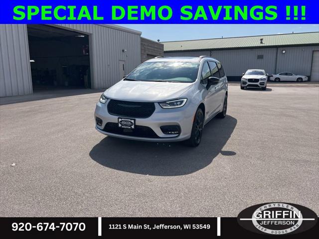 2026 Chrysler Pacifica PACIFICA LIMITED AWD
