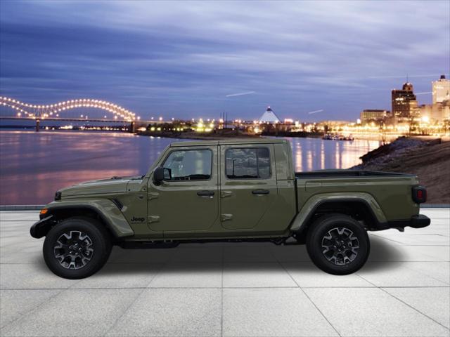2026 Jeep Gladiator GLADIATOR SAHARA 4X4