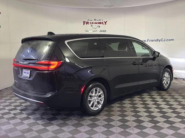 2026 Chrysler Pacifica PACIFICA SELECT