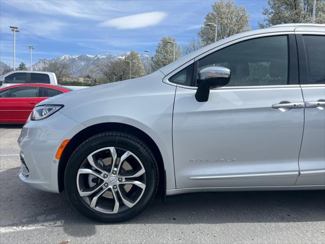 2026 Chrysler Pacifica Pinnacle AWD