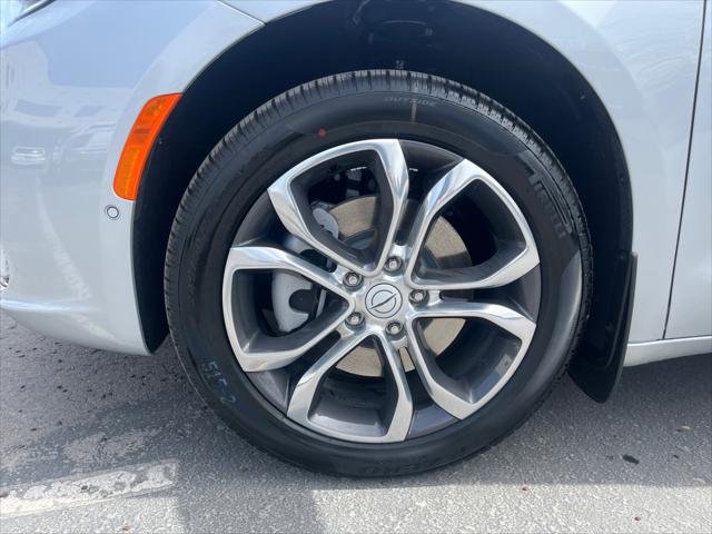 2026 Chrysler Pacifica Pinnacle AWD