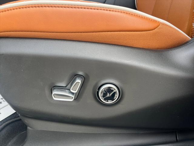 2026 Chrysler Pacifica Pinnacle AWD