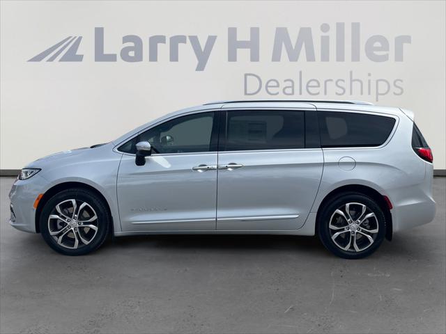 2026 Chrysler Pacifica Pinnacle AWD