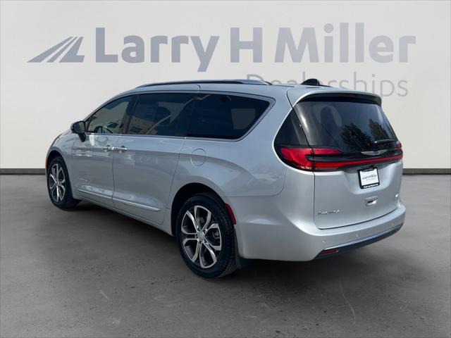 2026 Chrysler Pacifica Pinnacle AWD