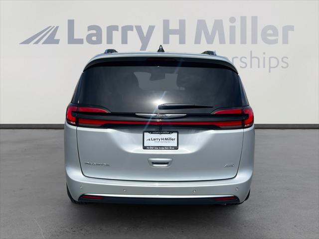 2026 Chrysler Pacifica Pinnacle AWD