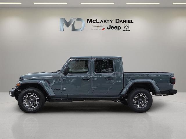 2026 Jeep Gladiator GLADIATOR SAHARA 4X4