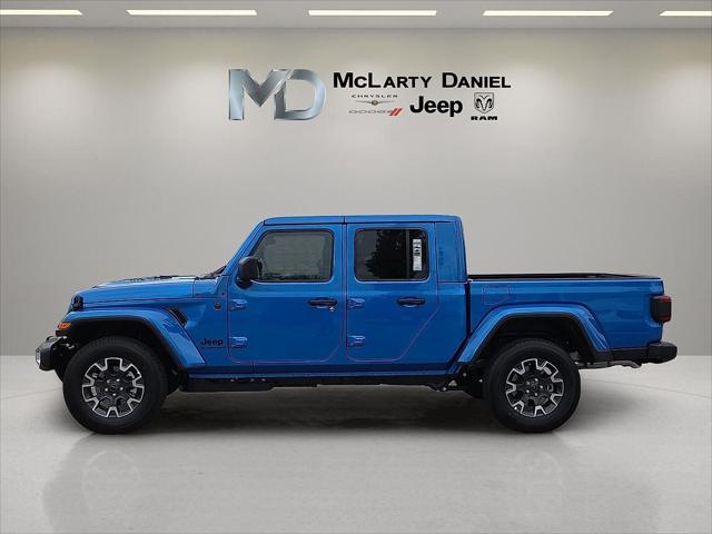 2026 Jeep Gladiator GLADIATOR SAHARA 4X4 2026 Jeep Gladiator GLADIATOR SAHARA 4X4