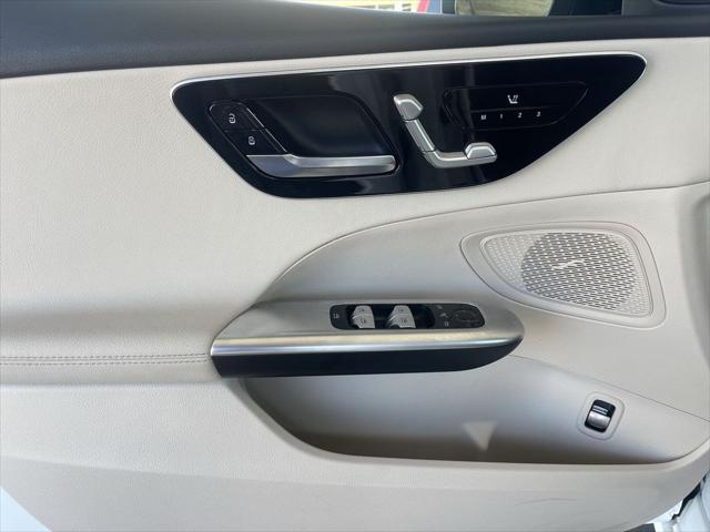 2025 Mercedes-Benz C-CLASS C 300 Unknown