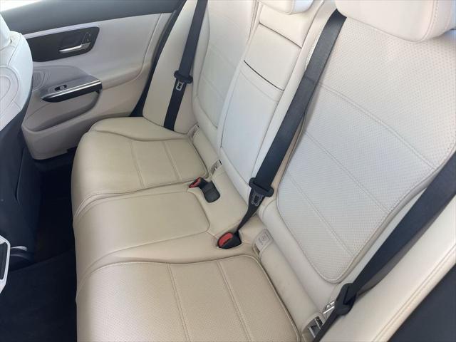 2025 Mercedes-Benz C-CLASS C 300 Unknown