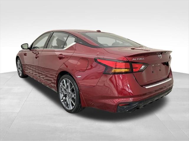 2023 Nissan Altima SR VC-Turbo FWD