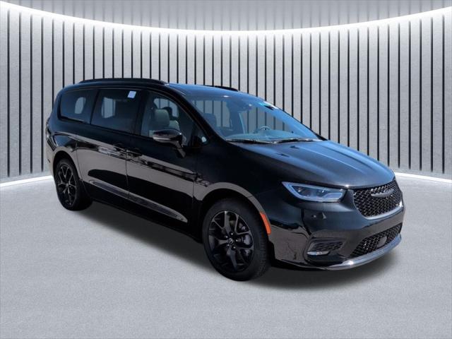 2026 Chrysler Pacifica PACIFICA LIMITED AWD