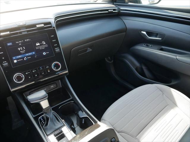 2023 Hyundai Santa Cruz SE