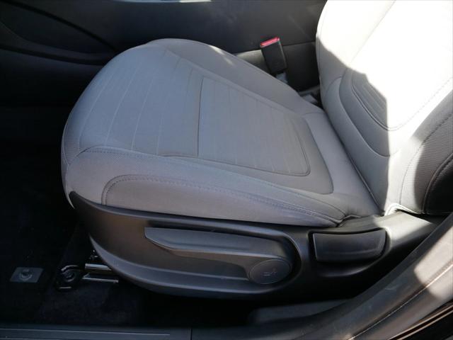 2023 Hyundai Santa Cruz SE