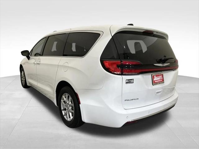 2024 Chrysler Pacifica Touring L 2024 Chrysler Pacifica Touring L