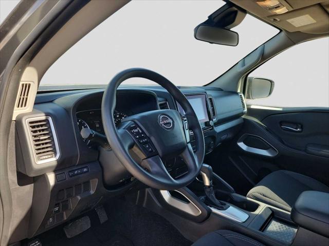 2024 Nissan Frontier Crew Cab SV 4x2