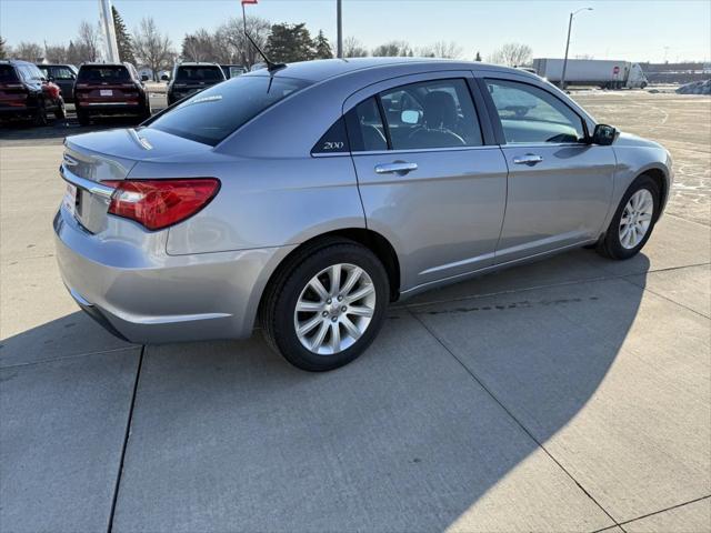 2014 Chrysler 200 Limited