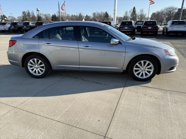 2014 Chrysler 200 Limited