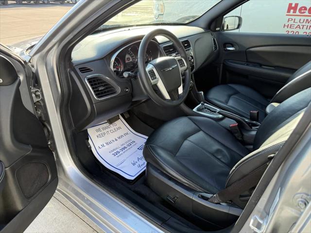 2014 Chrysler 200 Limited