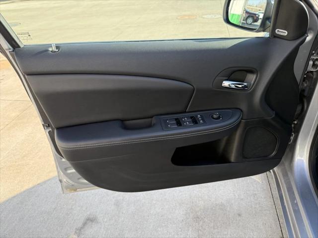 2014 Chrysler 200 Limited