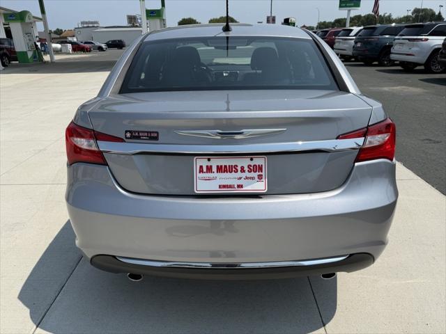 2014 Chrysler 200 Limited
