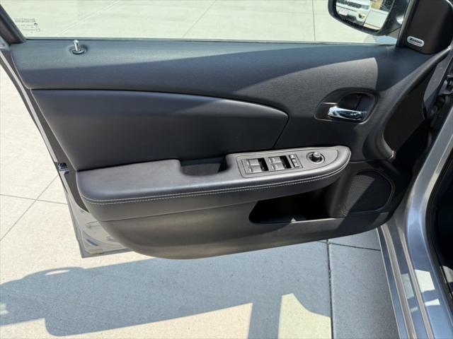 2014 Chrysler 200 Limited