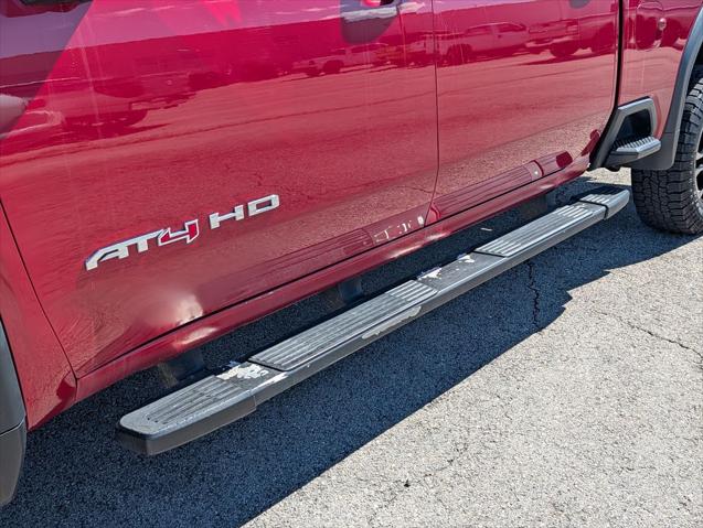 2020 GMC Sierra 2500HD 4WD Crew Cab Standard Bed AT4