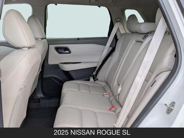 2025 Nissan Rogue SL FWD