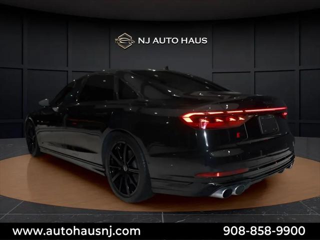 2022 Audi S8 TFSI quattro Tiptronic