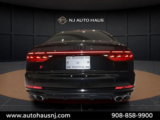 2022 Audi S8 TFSI quattro Tiptronic