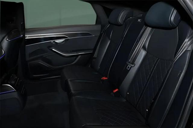 2022 Audi S8 TFSI quattro Tiptronic
