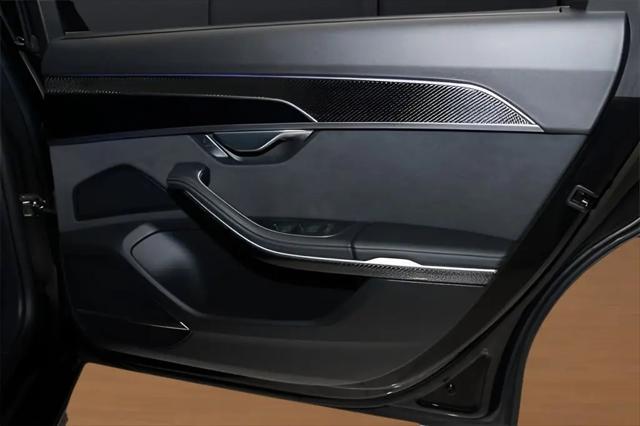 2022 Audi S8 TFSI quattro Tiptronic