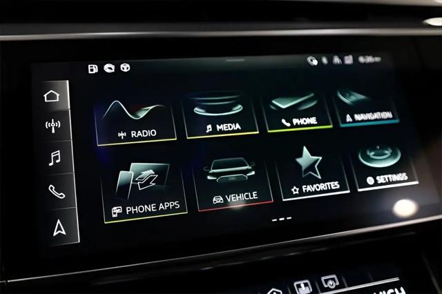 2022 Audi S8 TFSI quattro Tiptronic
