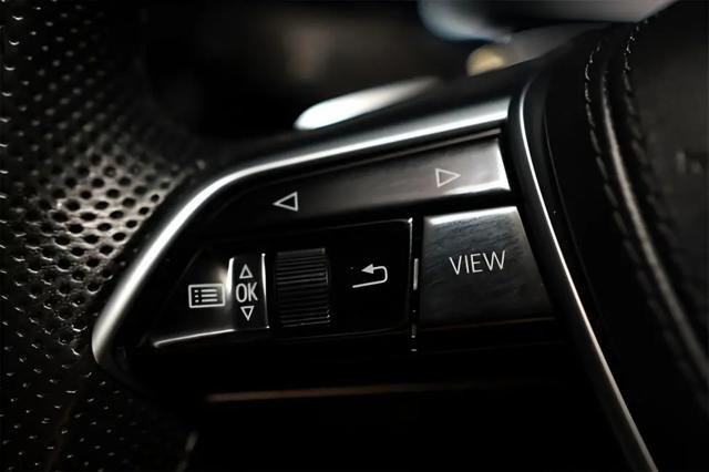 2022 Audi S8 TFSI quattro Tiptronic