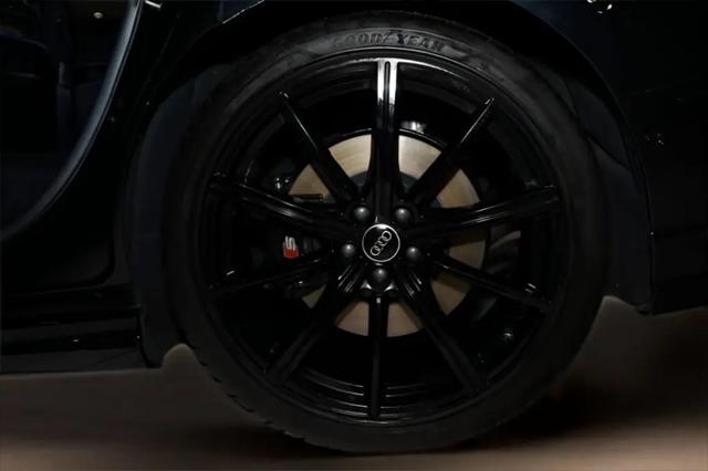 2022 Audi S8 TFSI quattro Tiptronic