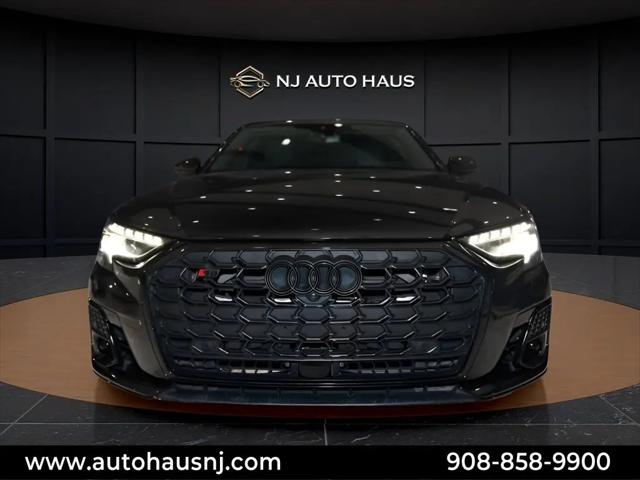 2022 Audi S8 TFSI quattro Tiptronic