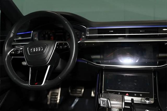 2022 Audi S8 TFSI quattro Tiptronic
