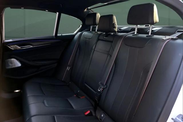 2023 BMW M5 Standard